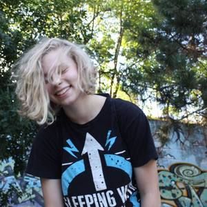 Meet your Posher, Alyssa